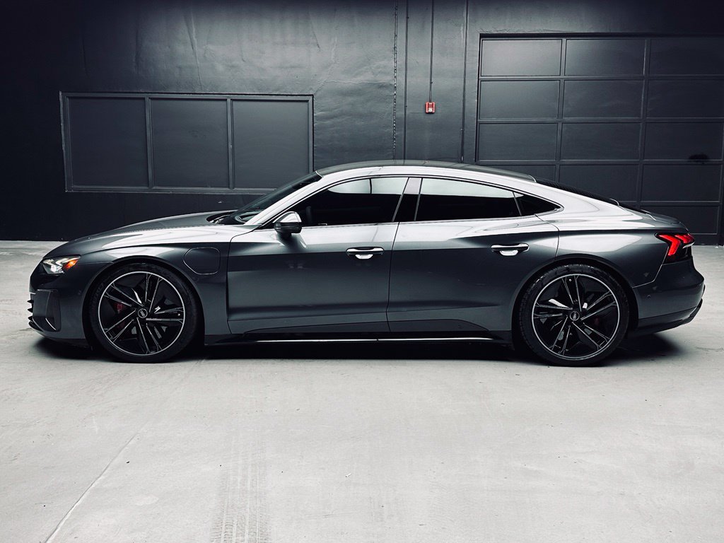 Used 2022 Audi RS e-tron GT w/ Year 1 Package AWD/4WD image 4