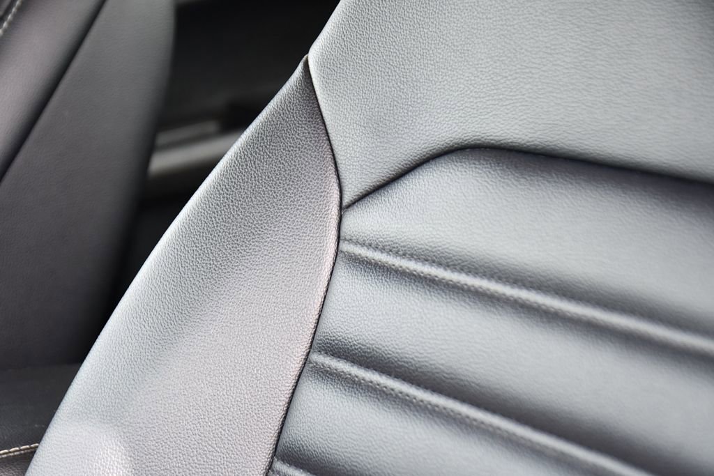 Used 2020 Ford Fusion SEL FWD image 14