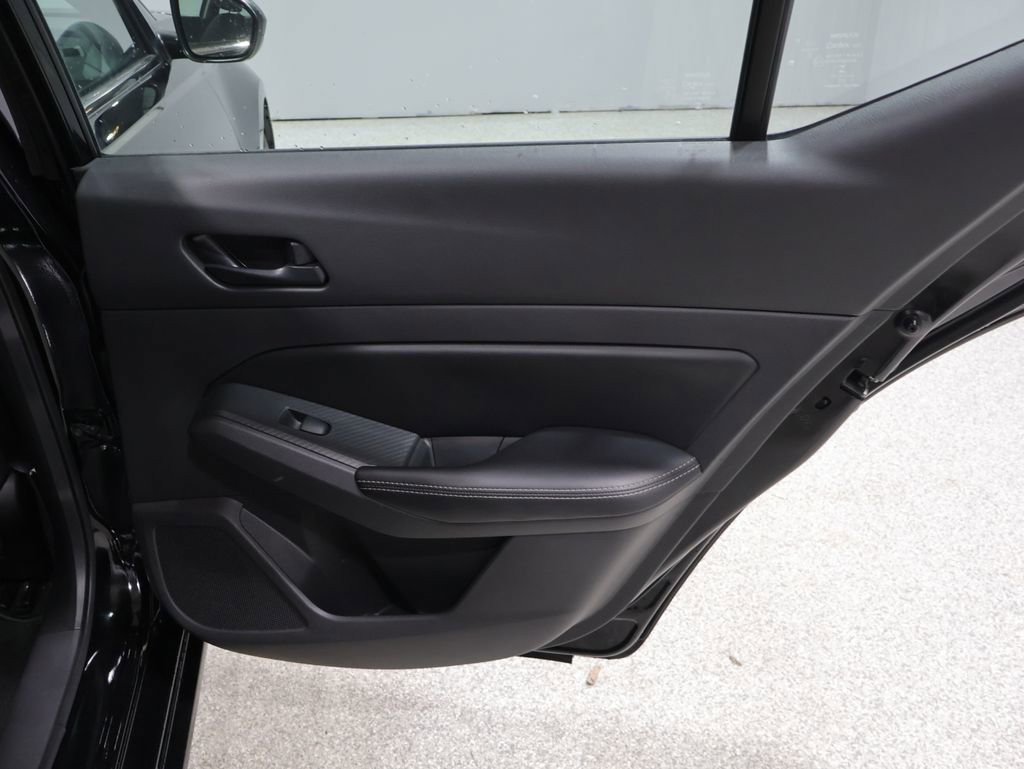 Used 2024 Nissan Altima 2.5 SV AWD/4WD image 21