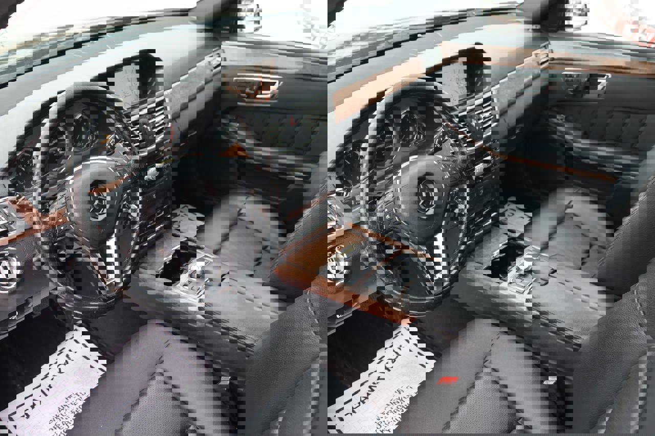 Used 2013 Mercedes-Benz E 350 Sedan image 21