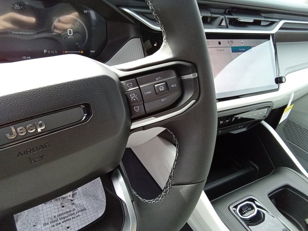 New 2026 Jeep Cherokee Laredo image 18