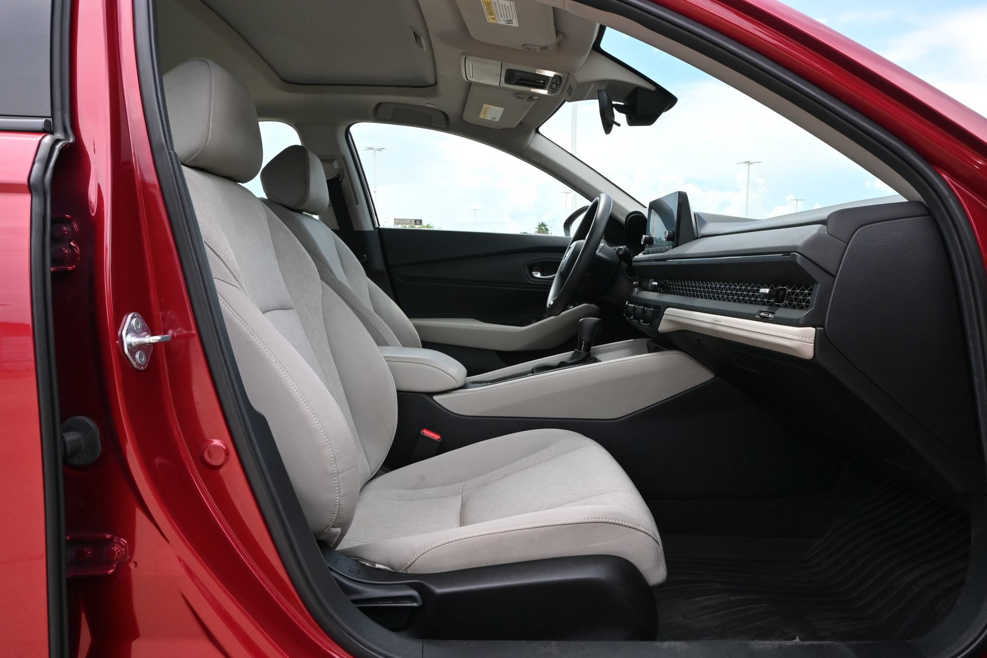 Used 2024 Honda Accord EX image 24