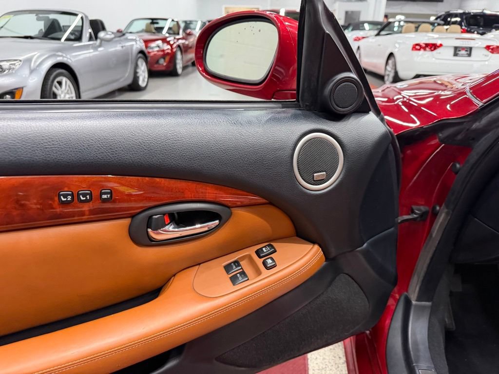 Used 2006 Lexus SC 430 Convertible RWD image 23