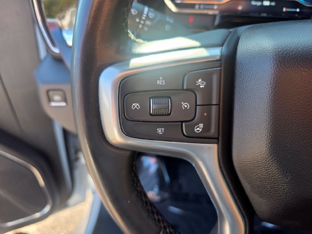 Used 2023 Chevrolet Silverado 1500 LT AWD/4WD image 27