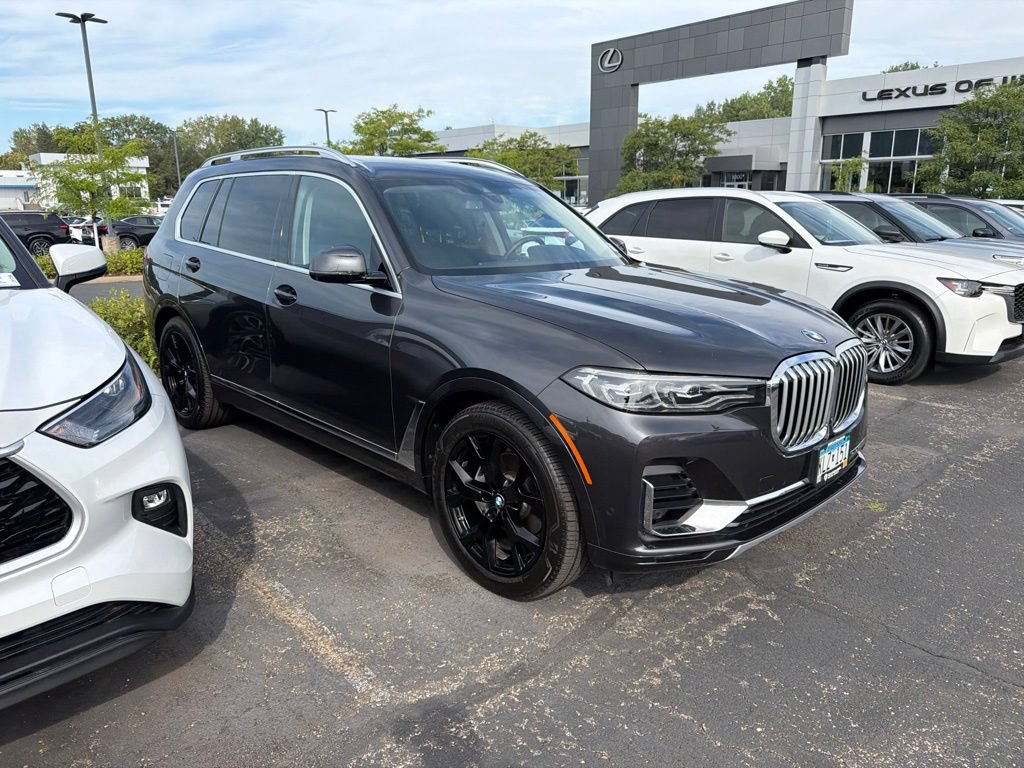 Used 2020 BMW X7 xDrive40i w/ Premium Package AWD/4WD image 17