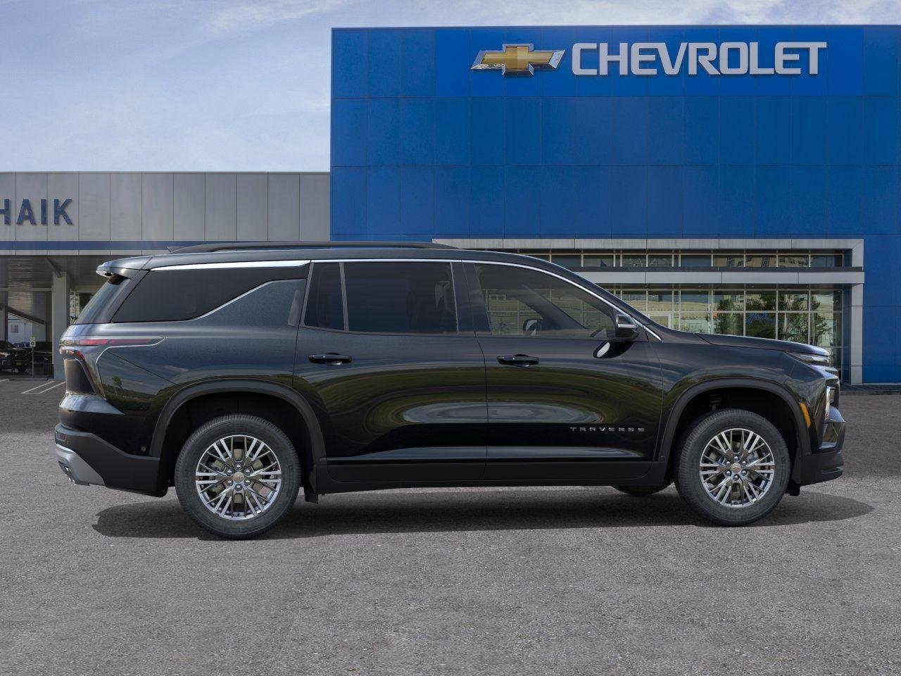 New 2026 Chevrolet Traverse LT w/ Driver Confidence Package FWD image 5