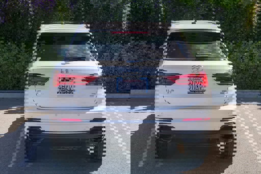 Used 2023 Audi Q3 2.0T Premium image 8