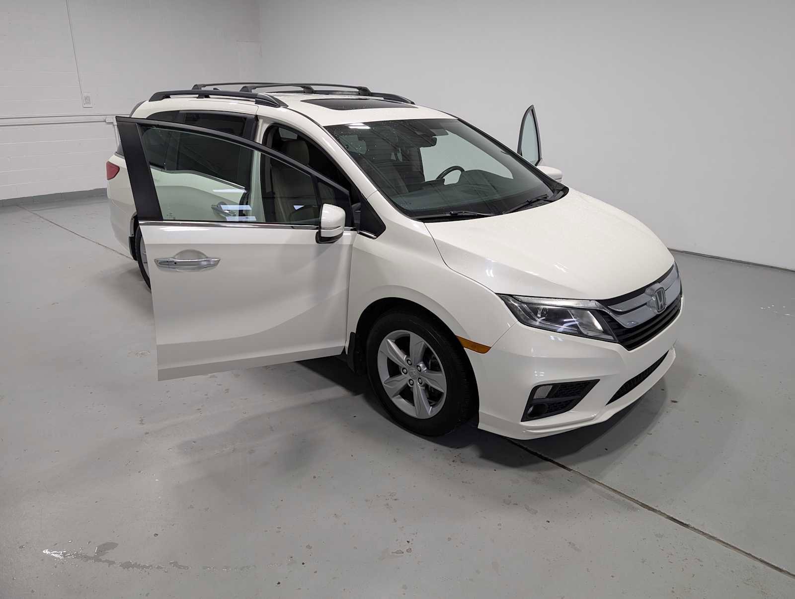 Used 2019 Honda Odyssey EX-L image 16