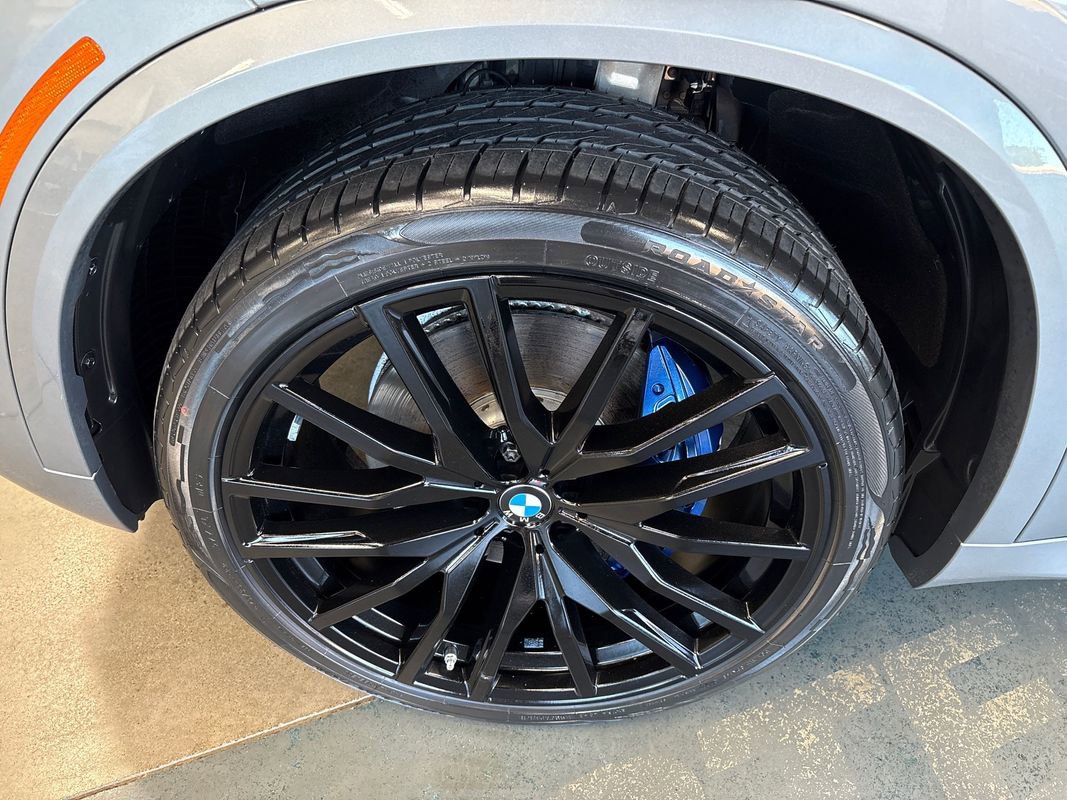 Used 2024 BMW X5 sDrive40i w/ M Sport Package image 24