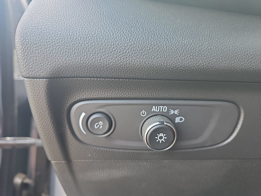 Used 2021 Buick Envision Preferred AWD/4WD image 16