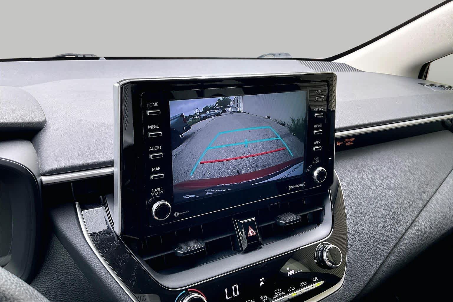 Used 2021 Toyota Corolla LE FWD image 20