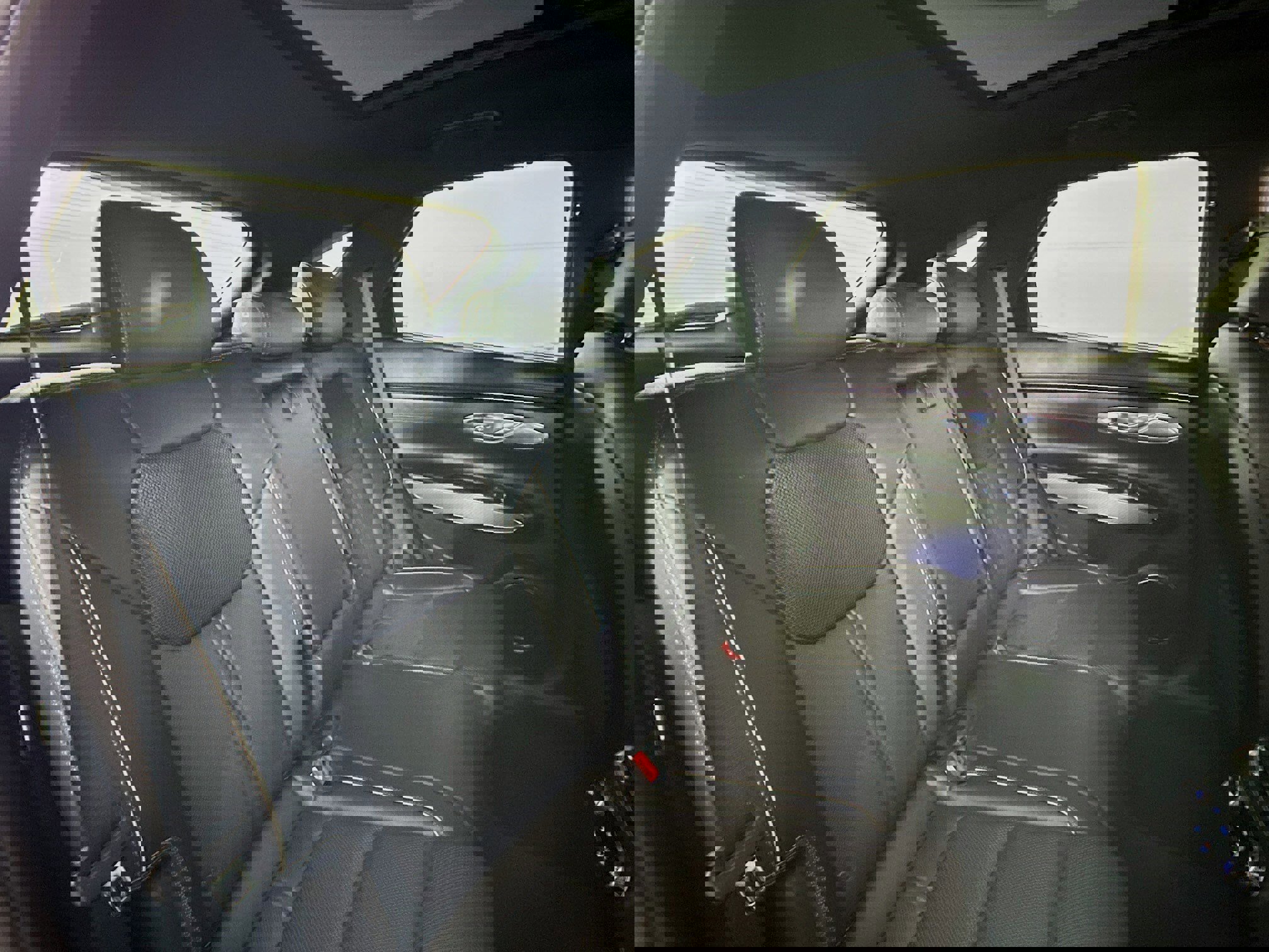 Used 2023 Genesis GV70 2.5T w/ Sport Prestige Package image 27