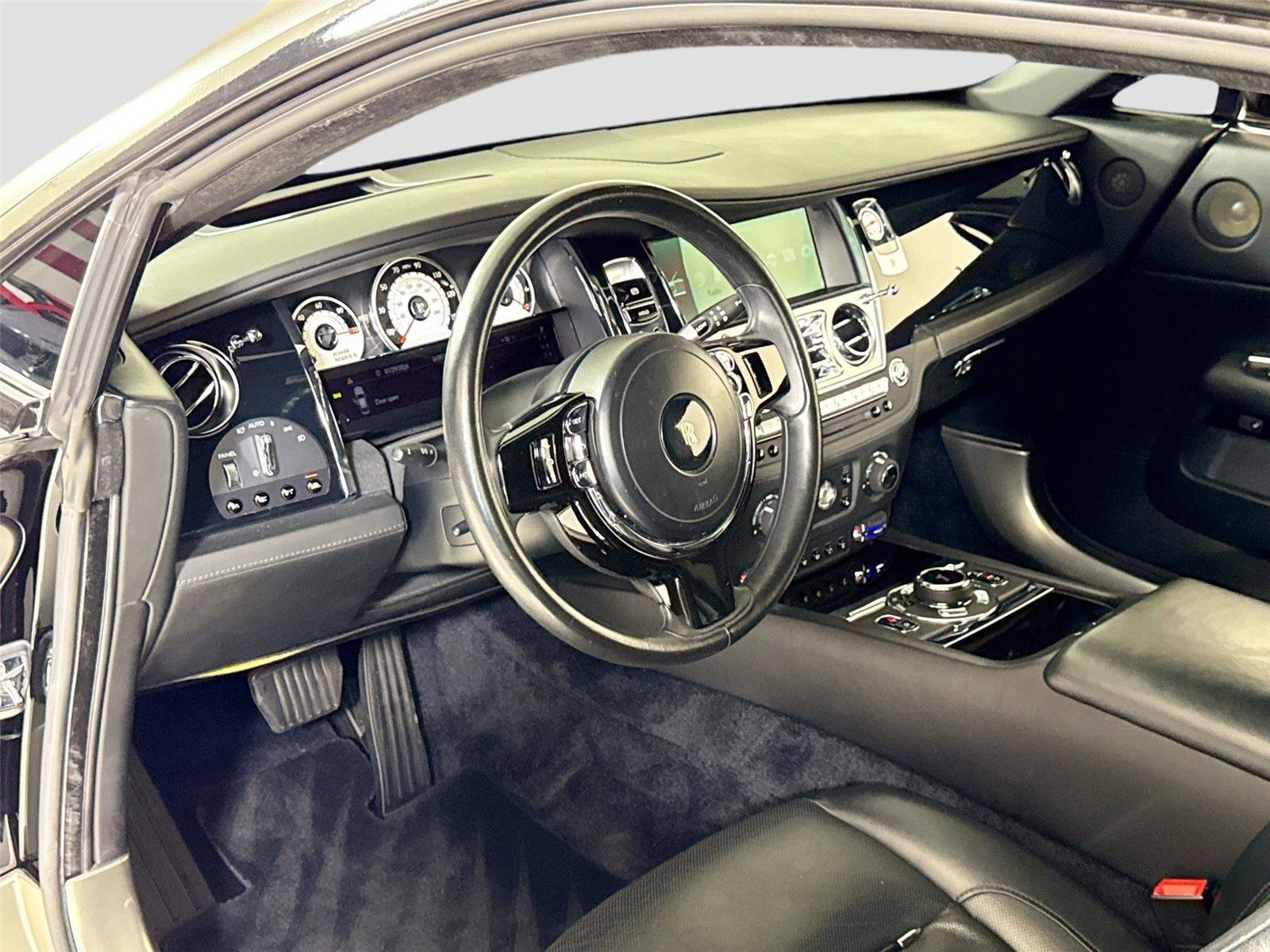 Used 2014 Rolls-Royce Wraith image 15