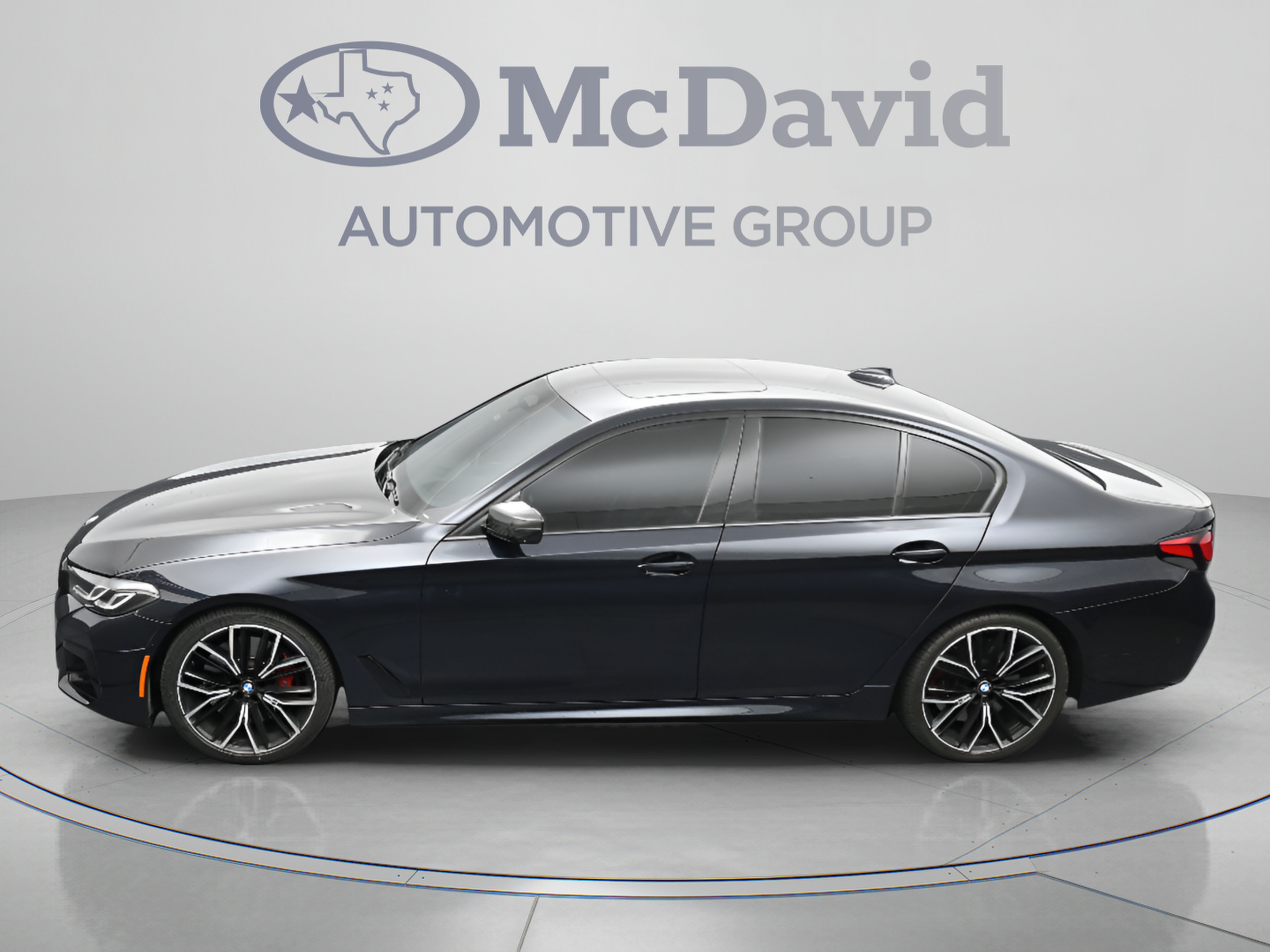 Used 2022 BMW M550i xDrive w/ Dynamic Handling Package AWD/4WD image 36