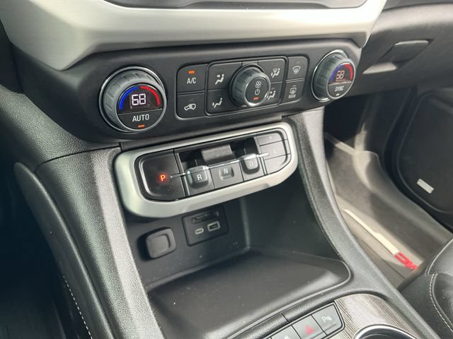 Used 2023 GMC Acadia SLT w/ GMC Pro Grade Package AWD/4WD image 24