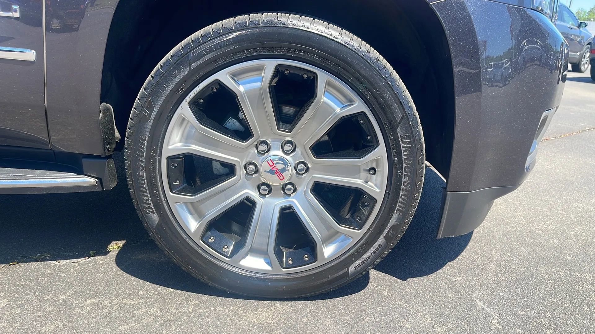 Used 2017 GMC Yukon Denali w/ Open Road Package image 40