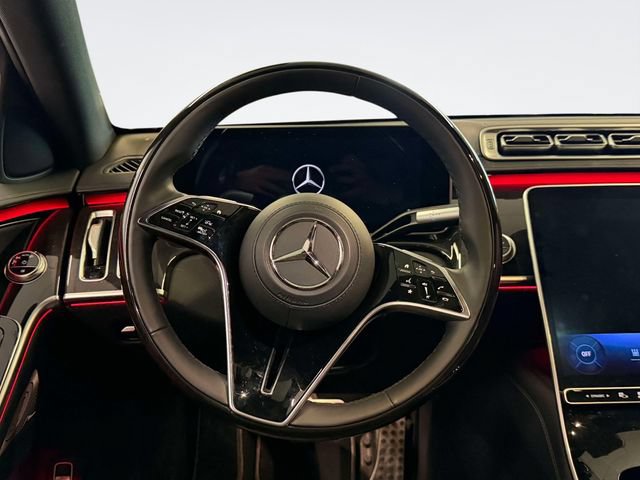 Certified 2025 Mercedes-Benz S 580e 4MATIC Sedan image 14