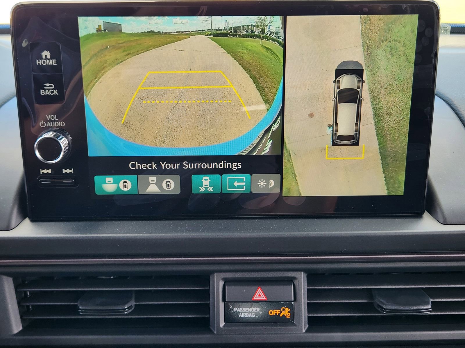 New 2025 Honda Pilot TrailSport image 17