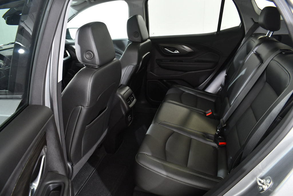 Used 2024 GMC Terrain SLT w/ Tech Package AWD/4WD image 16