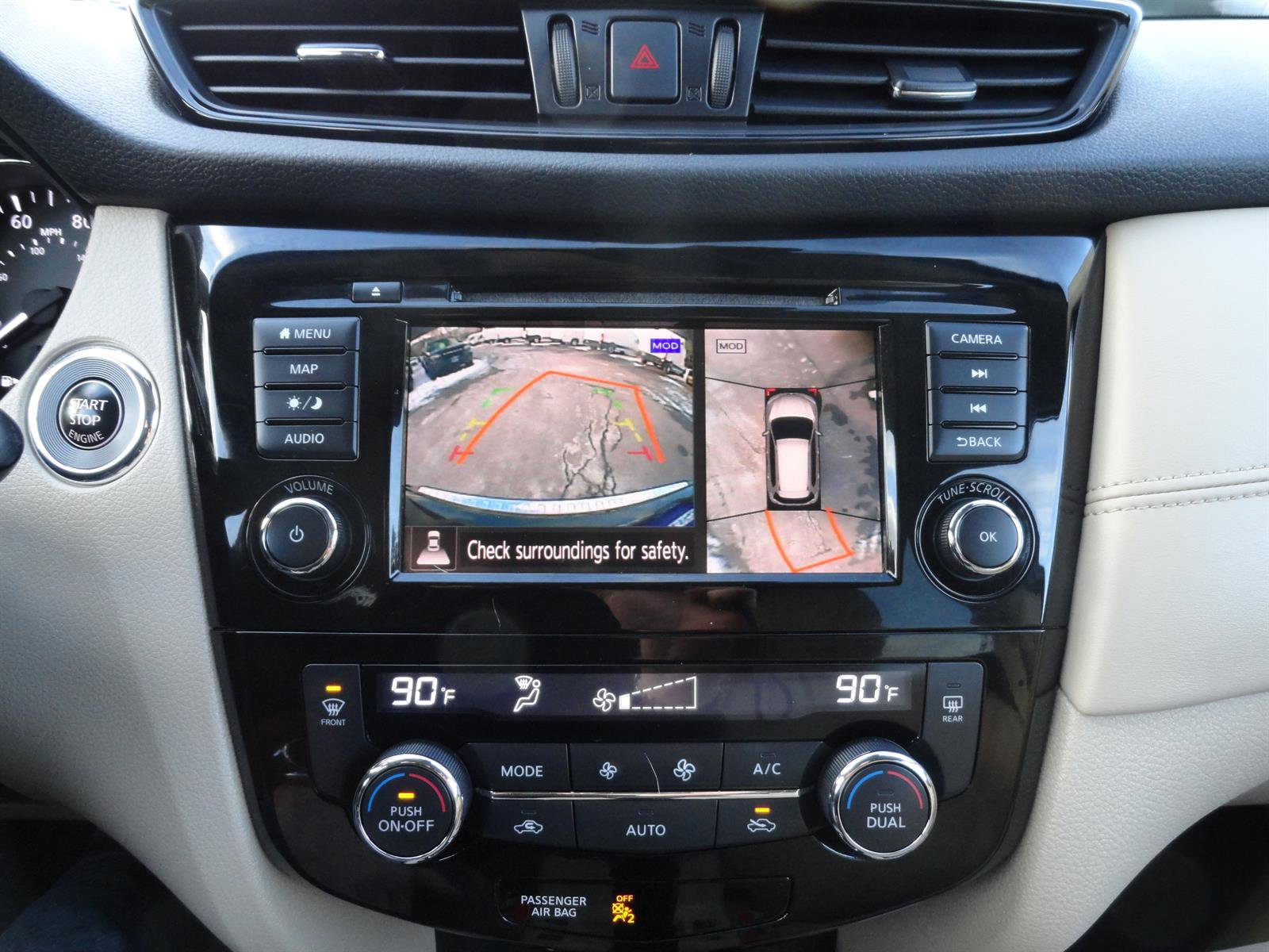 Used 2020 Nissan Rogue SL w/ Premium Package image 17