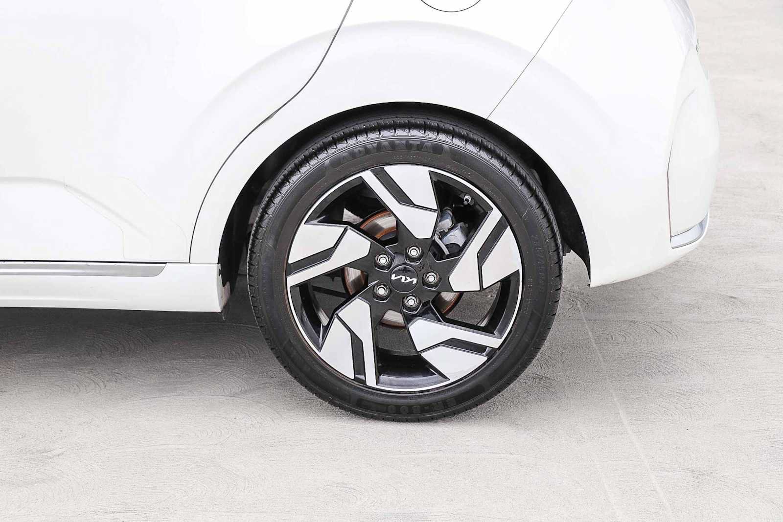 Used 2023 Kia Soul GT-Line FWD image 13