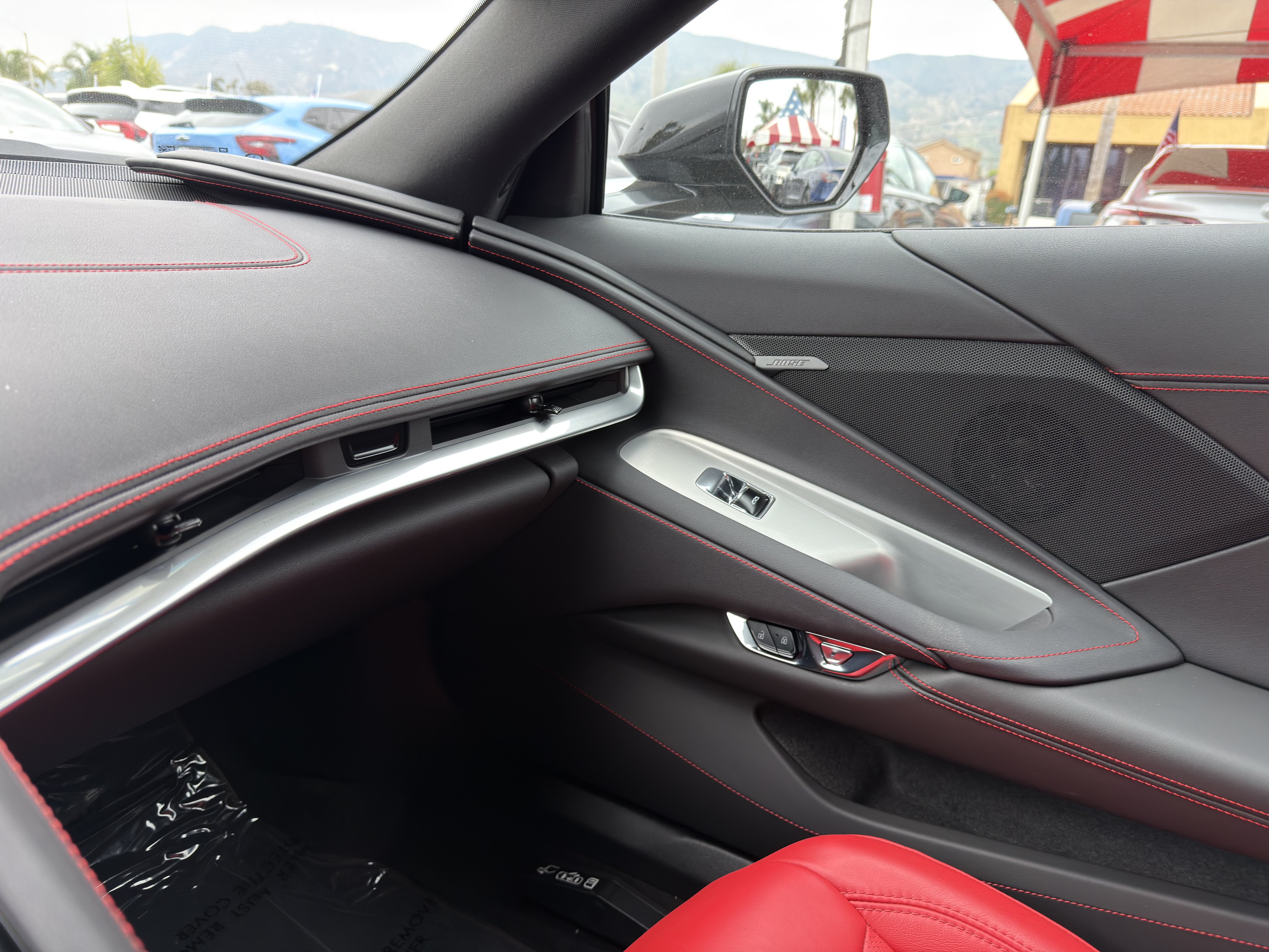 Used 2023 Chevrolet Corvette Stingray Coupe w/ 1LT RWD image 31