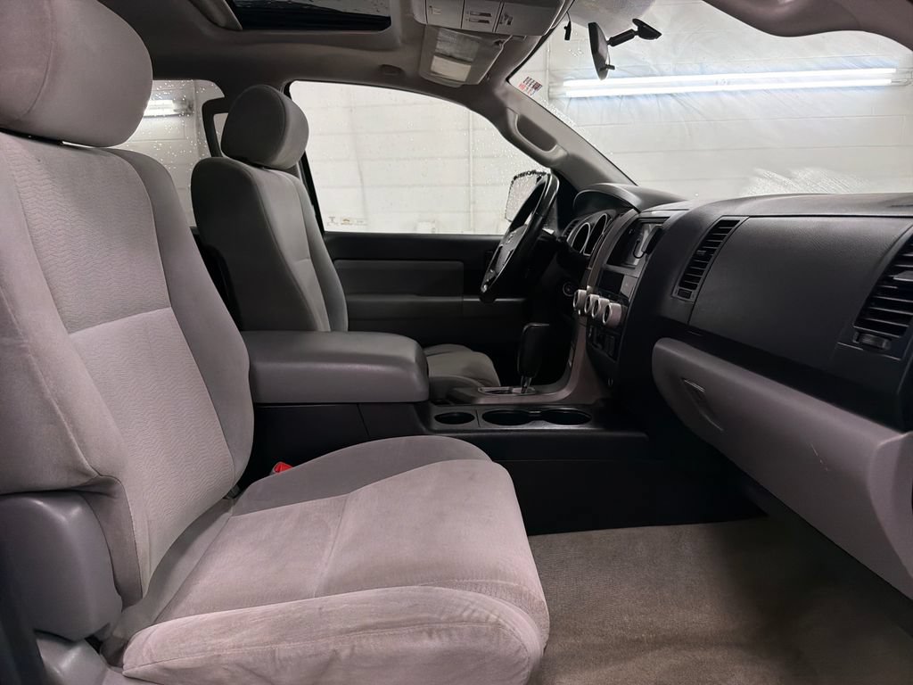 Used 2011 Toyota Sequoia SR5 AWD/4WD image 26