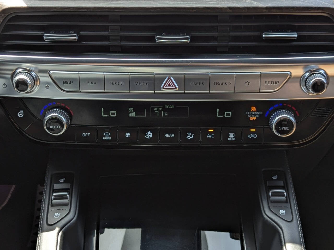 Used 2020 Kia Telluride SX w/ SX Prestige Package AWD/4WD image 23