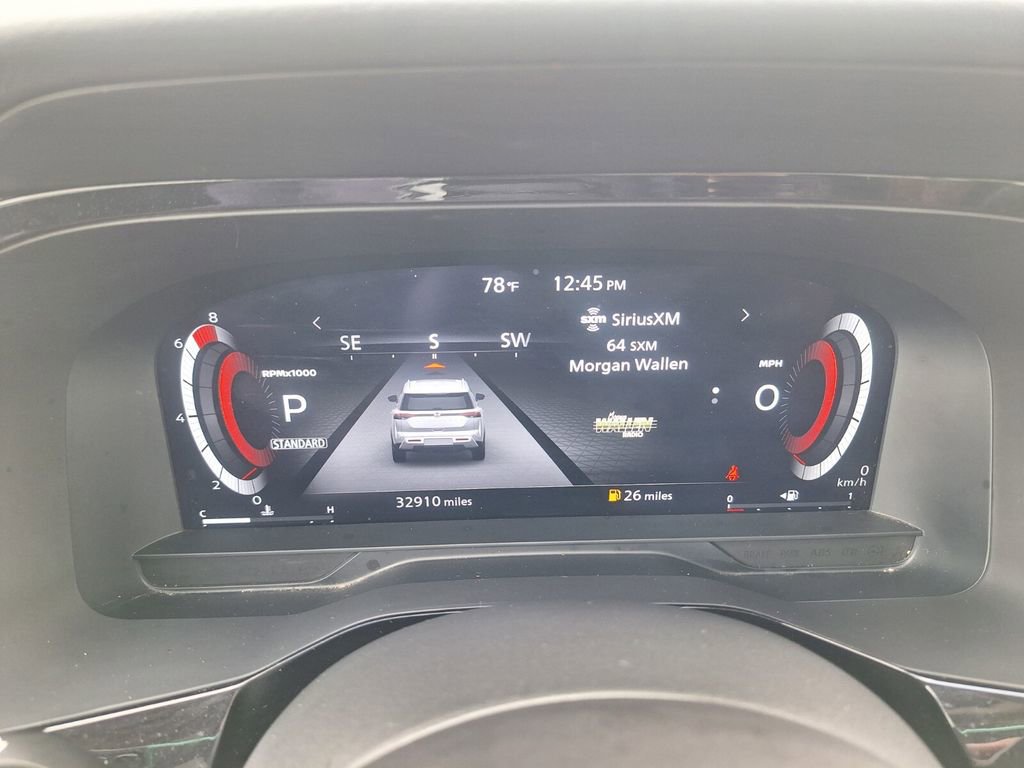 Used 2024 Nissan Pathfinder Platinum FWD image 15
