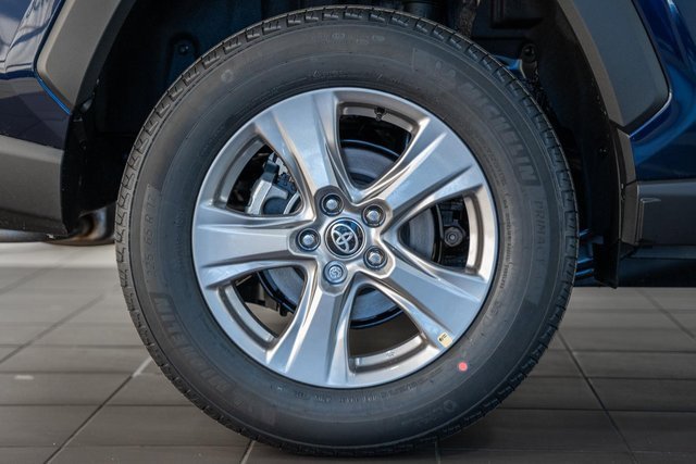 New 2025 Toyota RAV4 XLE image 16