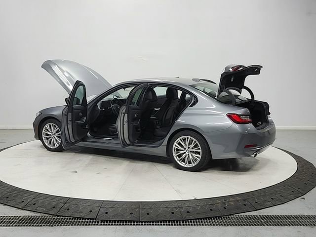 Used 2023 BMW 330i Sedan w/ Driving Assistance Package image 13