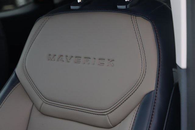New 2025 Ford Maverick Lariat w/ 4K Tow Package image 17