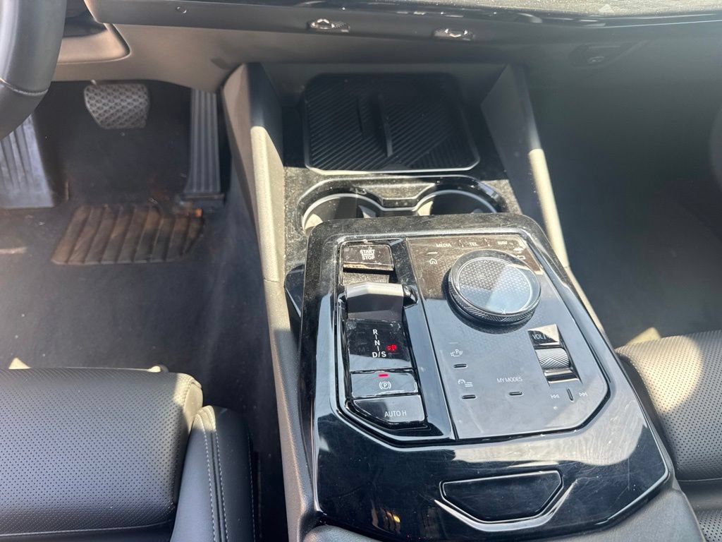 Used 2024 BMW 530i RWD image 22