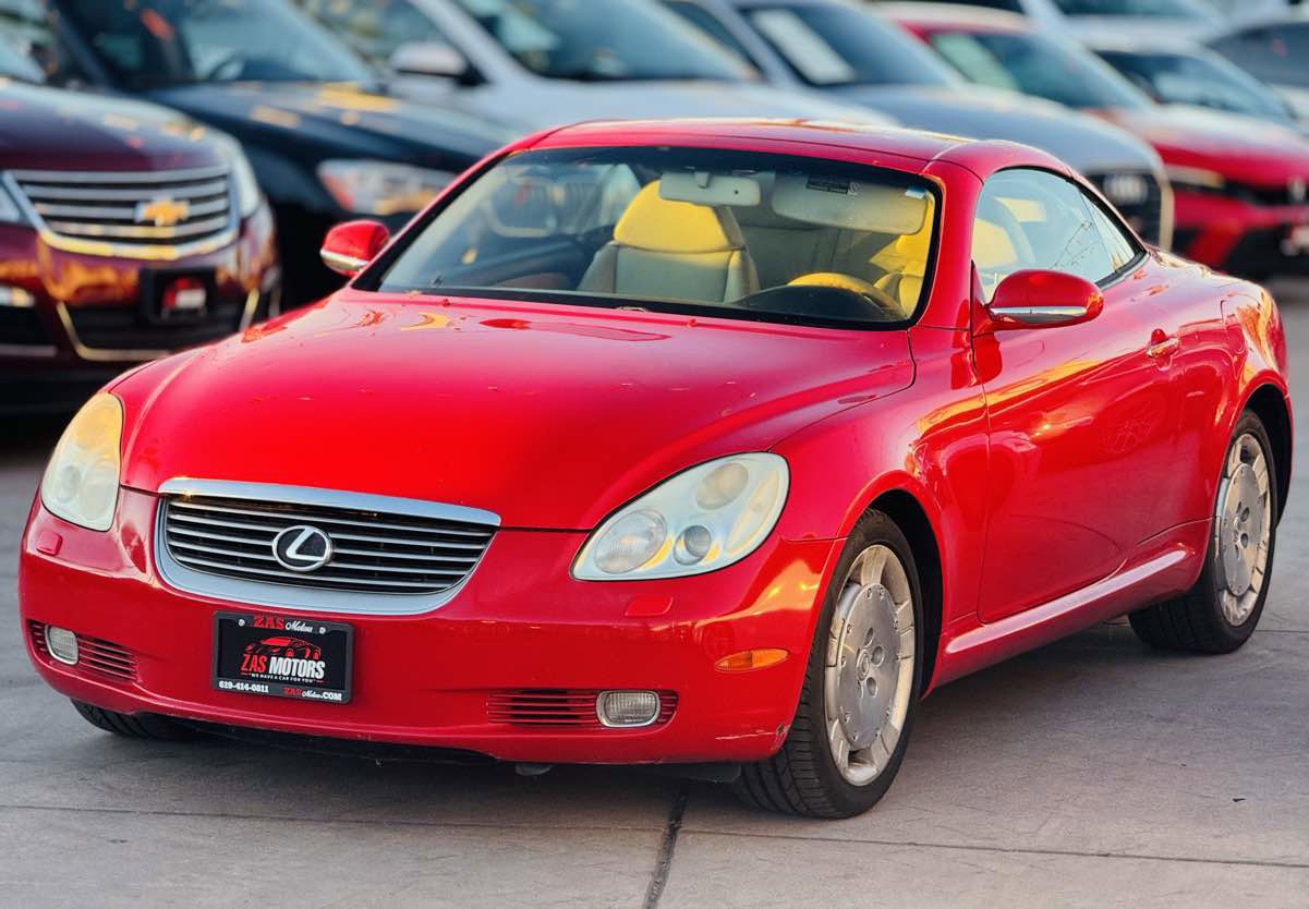 Used 2004 Lexus SC 430 Convertible image 3