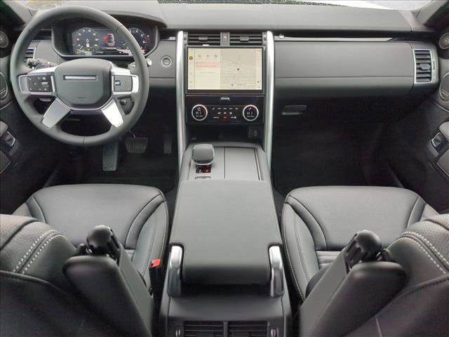 New 2026 Land Rover Discovery S AWD/4WD image 22