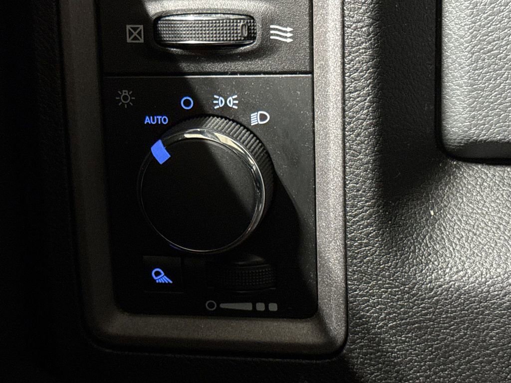 Used 2014 RAM 1500 Tradesman w/ Popular Equipment Group RWD image 17