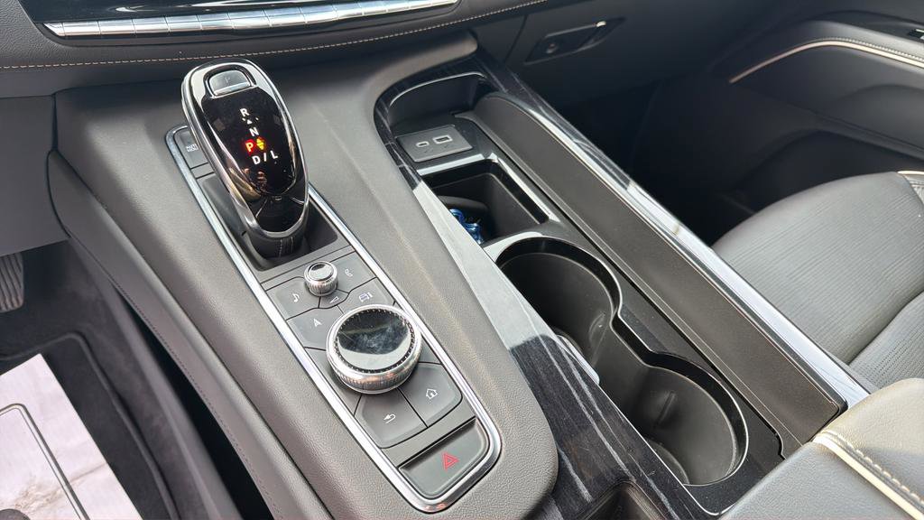 Used 2023 Cadillac Escalade Sport image 31