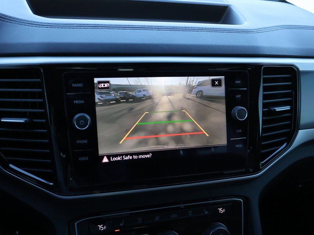 Used 2022 Volkswagen Atlas Cross Sport SEL Premium R-Line image 22