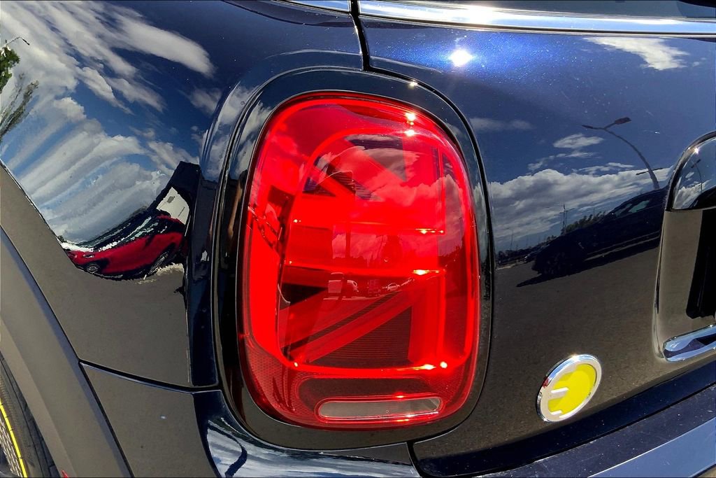 Certified 2024 MINI Cooper SE image 29