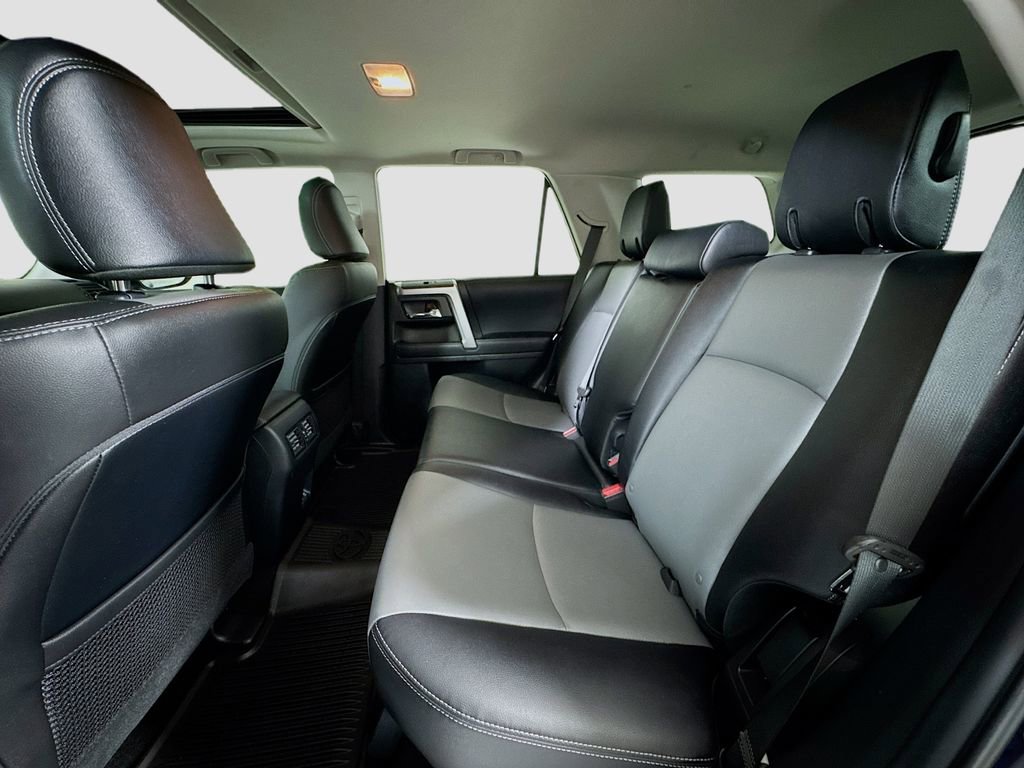 Used 2021 Toyota 4Runner SR5 Premium image 22