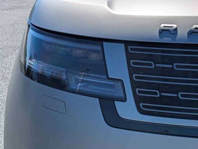 Used 2025 Land Rover Range Rover Long Wheelbase Autobiography AWD/4WD image 19