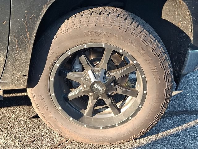 Used 2022 Chevrolet Silverado 1500 LTZ w/ Technology Package AWD/4WD image 4