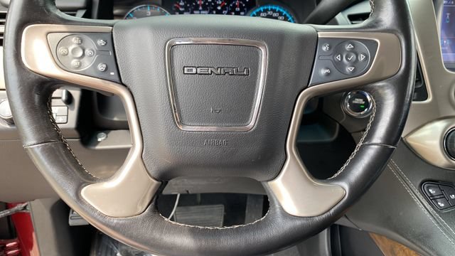 Used 2019 GMC Yukon Denali w/ Denali Ultimate Package AWD/4WD image 16