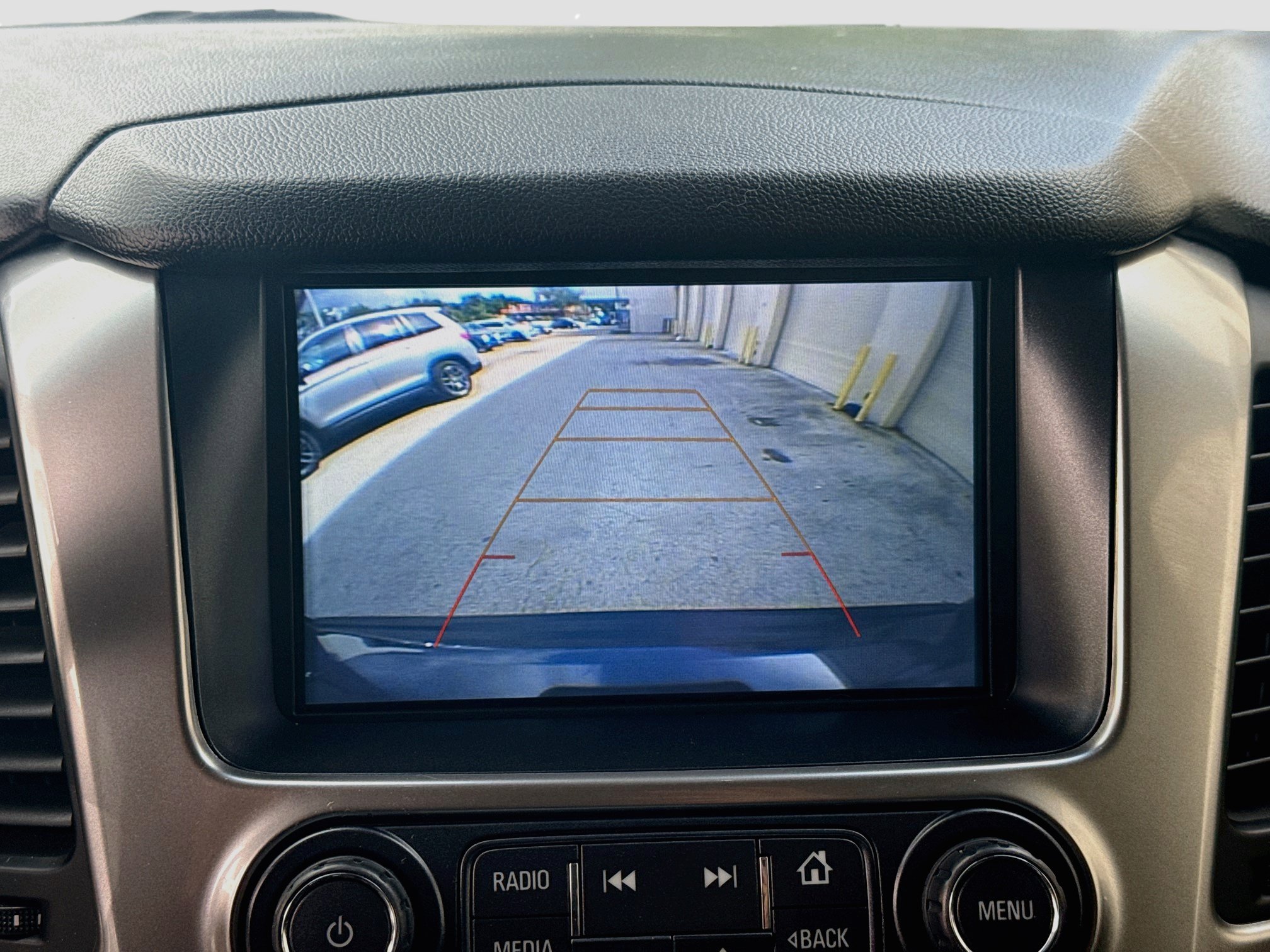 Used 2019 Chevrolet Tahoe LT RWD image 11