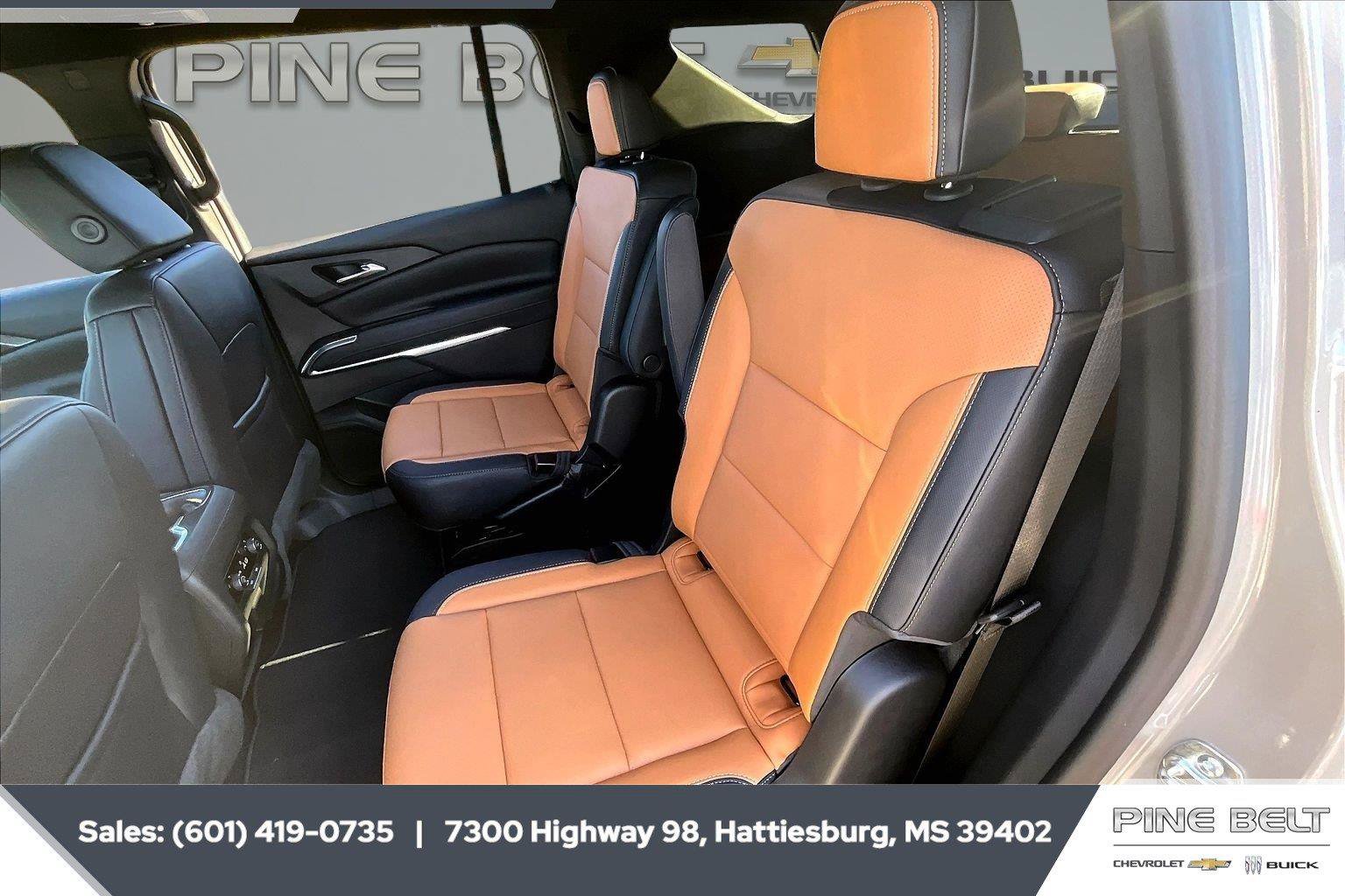 New 2027 Chevrolet Traverse Z71 w/ Driver Confidence Package AWD/4WD image 19