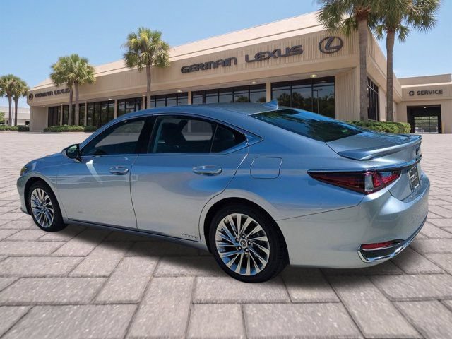 Certified 2022 Lexus ES 300h w/ Luxury Package FWD image 6