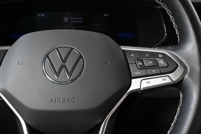Used 2022 Volkswagen Taos SE image 11