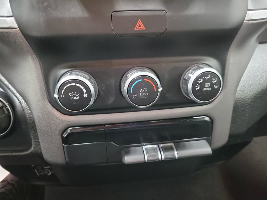 Used 2020 RAM 1500 Big Horn image 40