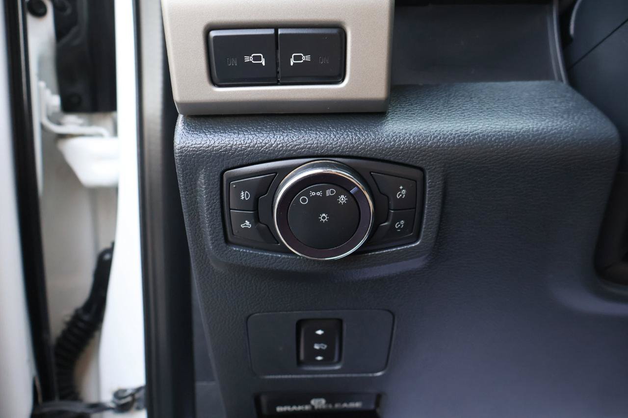 Used 2022 Ford F250 Lariat w/ Lariat Value Package AWD/4WD image 10