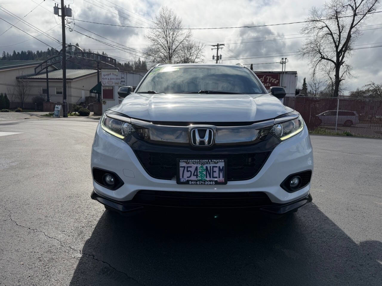 Used 2021 Honda HR-V Sport image 3